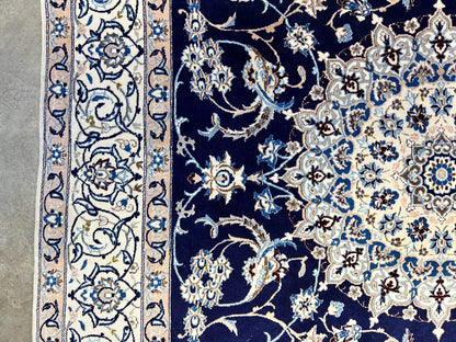 6'5"x10'1" Fine Hand-Knotted Wool & Silk Naine Rug - Area Carpet