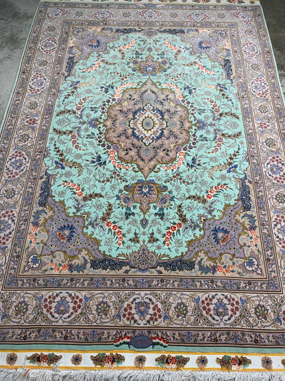 4'10"x7' Extremely Fine Hand-Knotted Wool & Silk Blend Tabrize Carpet - Area Rug