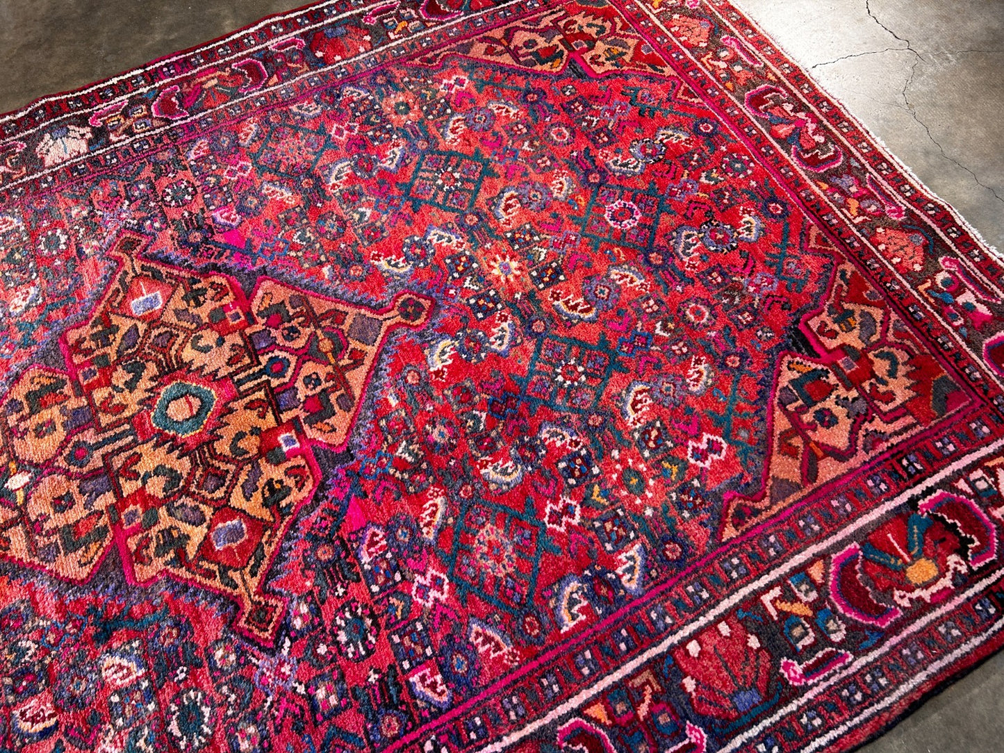 5'1" x 8'1" Hand-Knotted 100% Wool Pile Hamadane Sennehe Area Rug