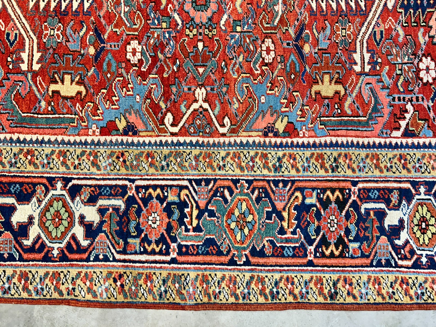 Collector Item - 9'1"x12'2" Antique Fine Wool Herize Hand-Knotted Rug