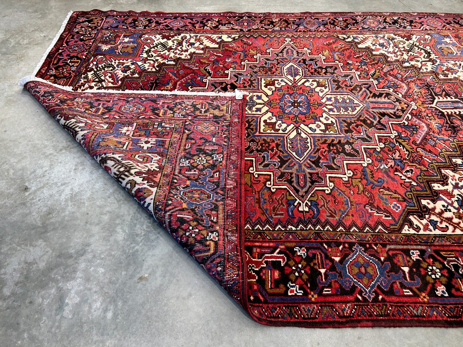 7'3"x9'9" Hand-Knotted 100% Wool Herize Carpet - Area Rug