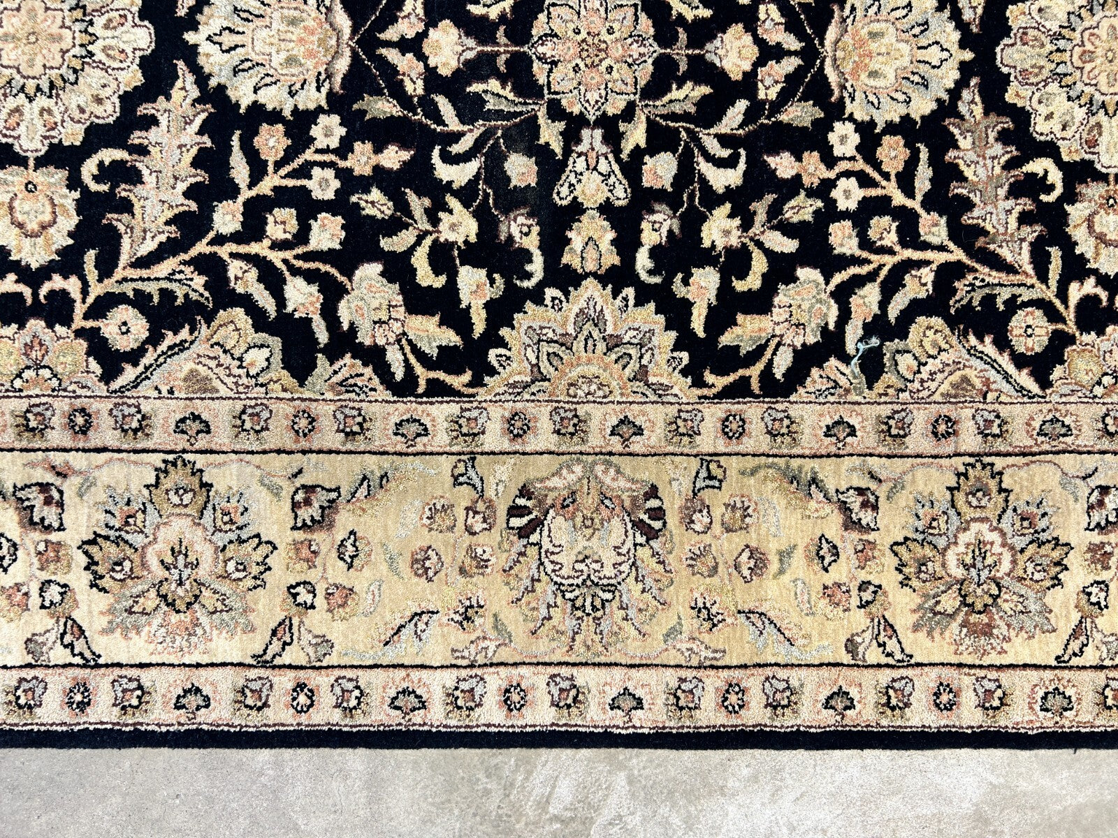 8'10"x12'7" Hand-Knotted 100% Lamb Wool IndoAgra Carpet - Area Rug