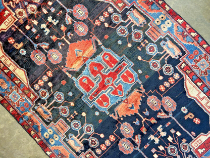 4'0" x 7'8" Hand-Knotted 100% Wool Pile Nahavande Area Rug
