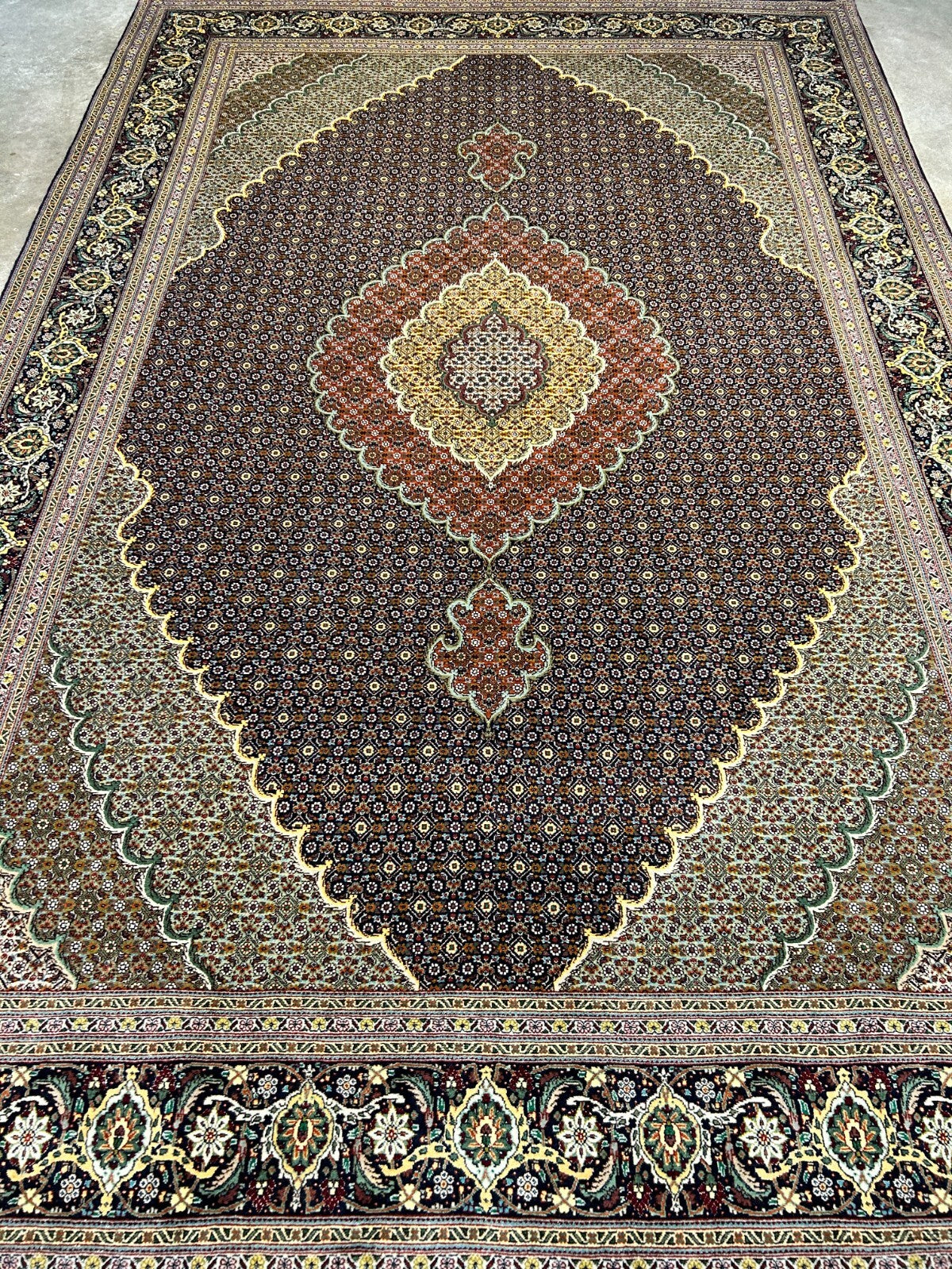 6'8"x10'3" Fine Hand-Knotted Wool & Silk Blend Tabrize Mahi Carpet - Area Rug