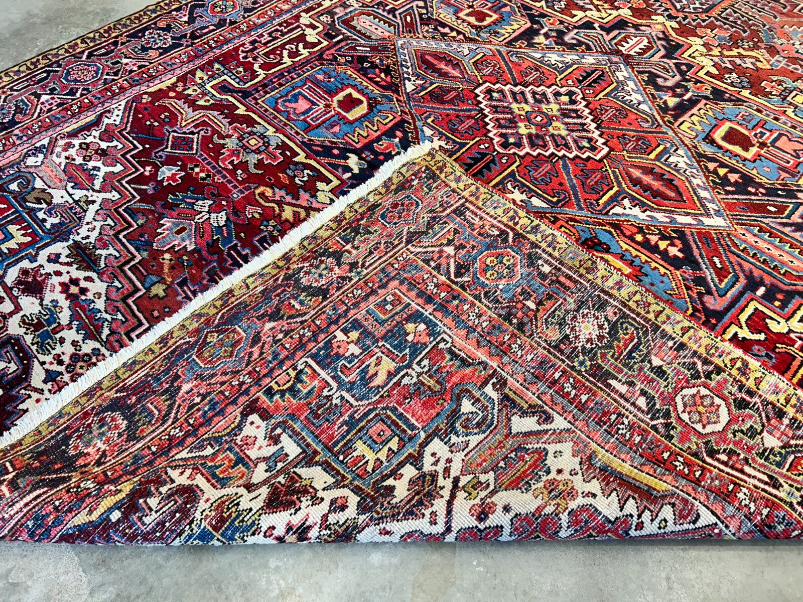 8'10"x12'1" Hand-Knotted 100% Wool Pile Herize Rug