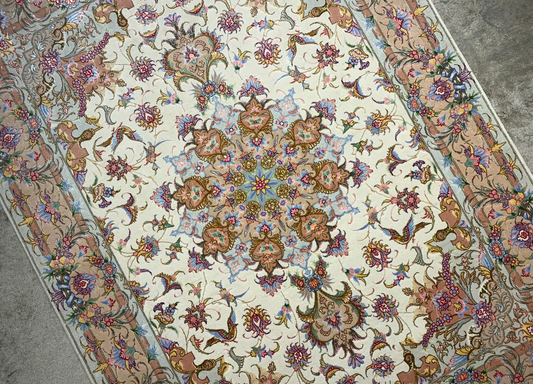 4'10"x6'10" Very Fine Hand-Knotted Wool & Silk Blend Tabrize Carpet - Area Rug