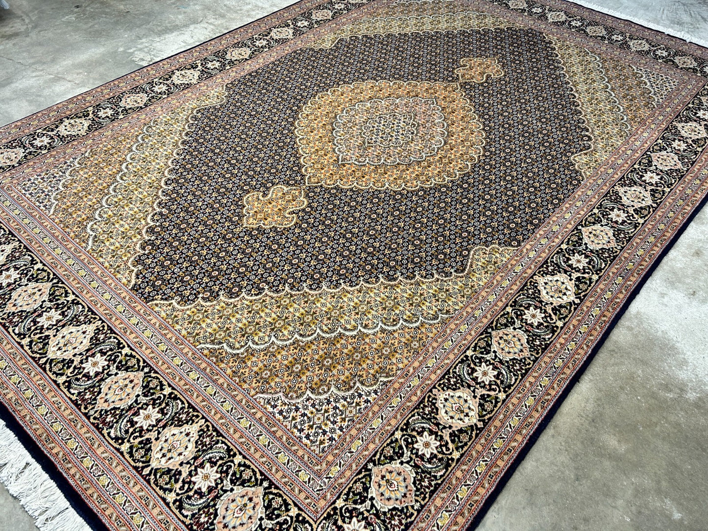 6'7"x9'9" Fine Hand-Knotted Wool & Silk Blend Tabrize Mahi Carpet - Area Rug