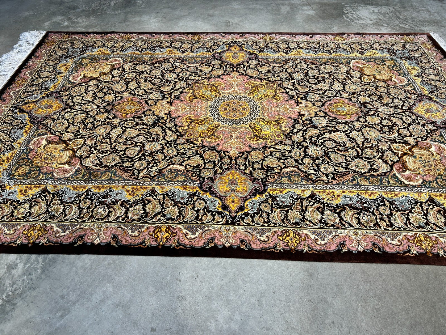 6'9"x10'2" Exquisite Hand-Knotted 100% Silk Qume Rug