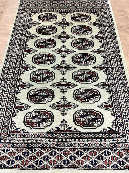 2'7"x4'2" Hand-Knotted 100% Wool Pile Bokhara Rug