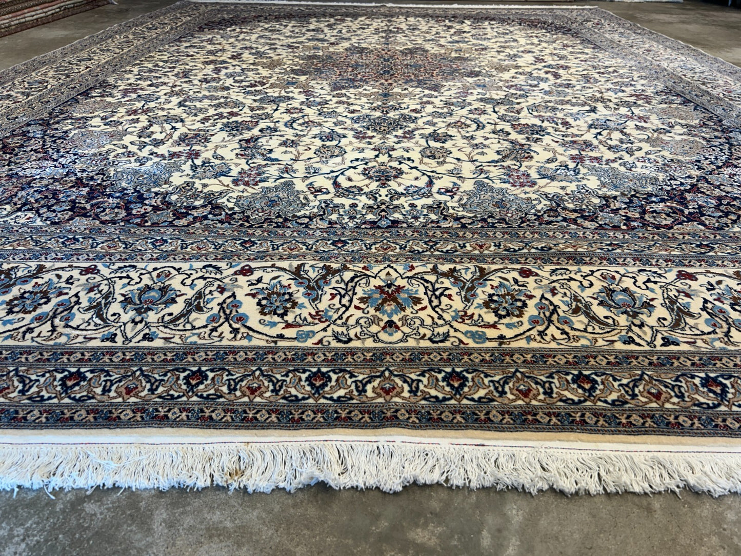 10'3"x14'1" Extra Fine Hand-Knotted Wool & Silk Naine Rug
