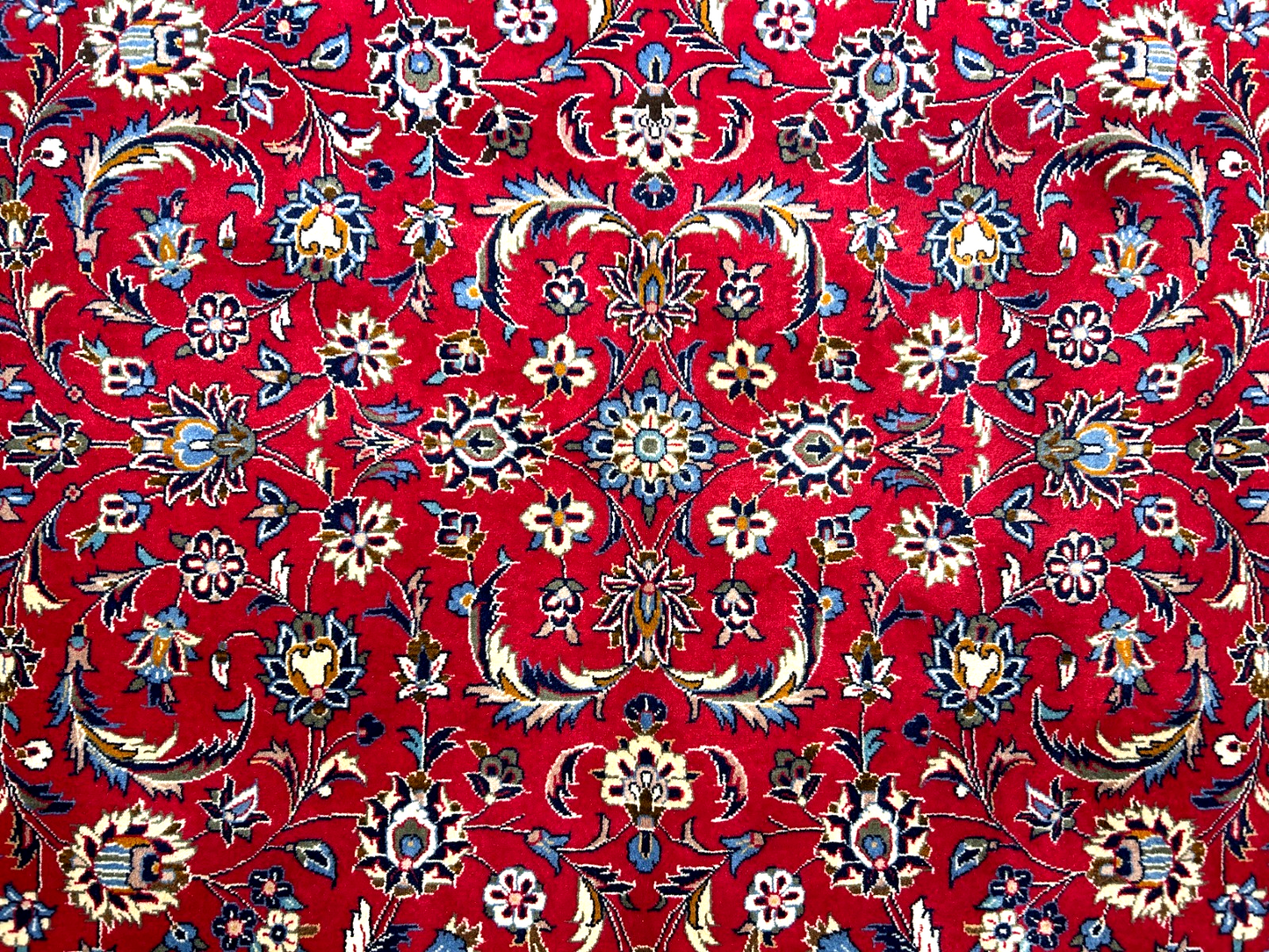 8'2"x12'1'' Fine Hand-Knotted Fine 100% Wool Pile  Kashane Area Rug