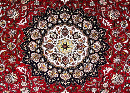 9'x11'9" Fine Hand-Knotted Wool & Silk Tabrize Area Rug - Carpet