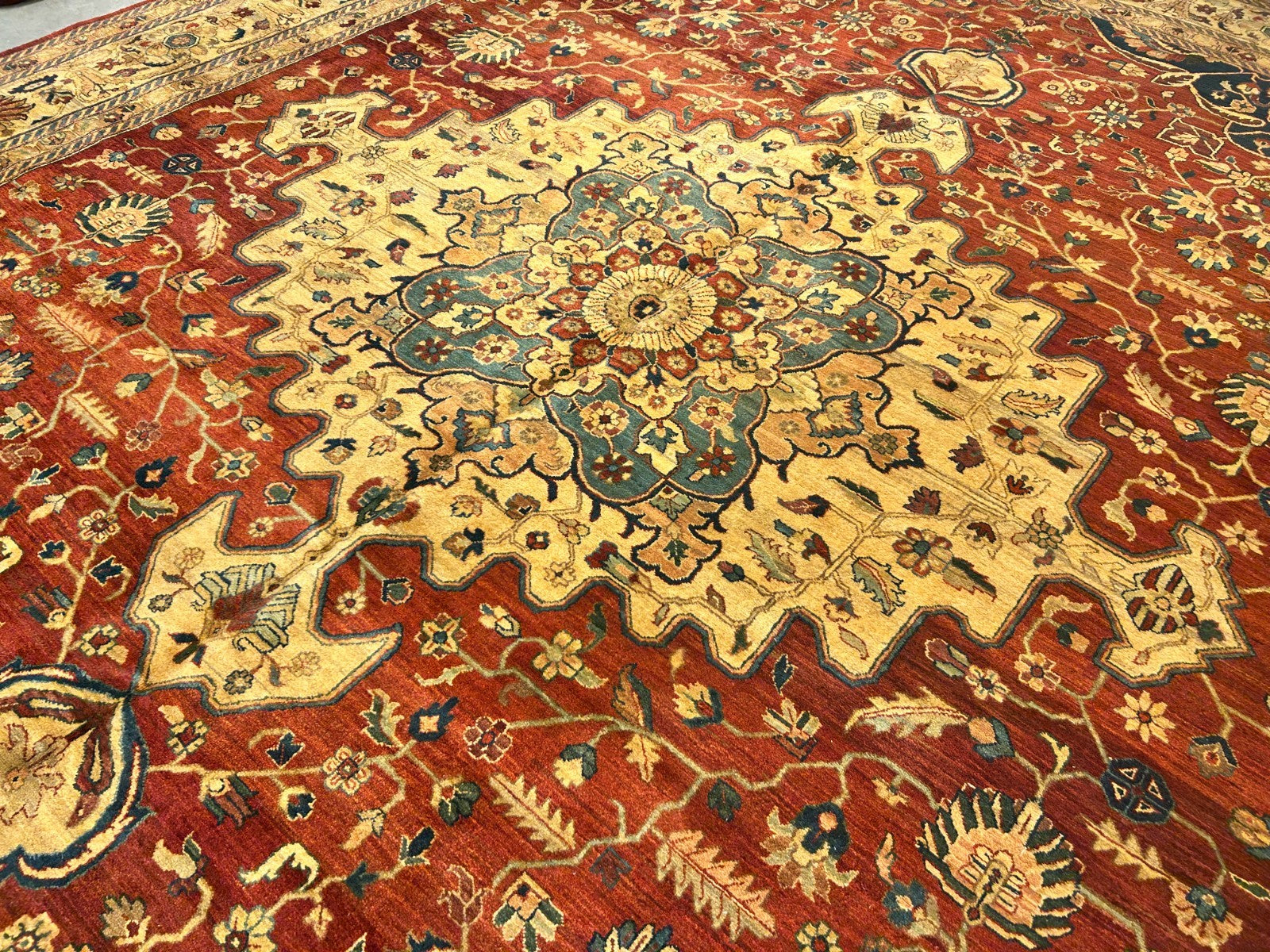 11'11"x15'5" Hand-Knotted 100% Wool Pile Herize Area Rug - Carpet