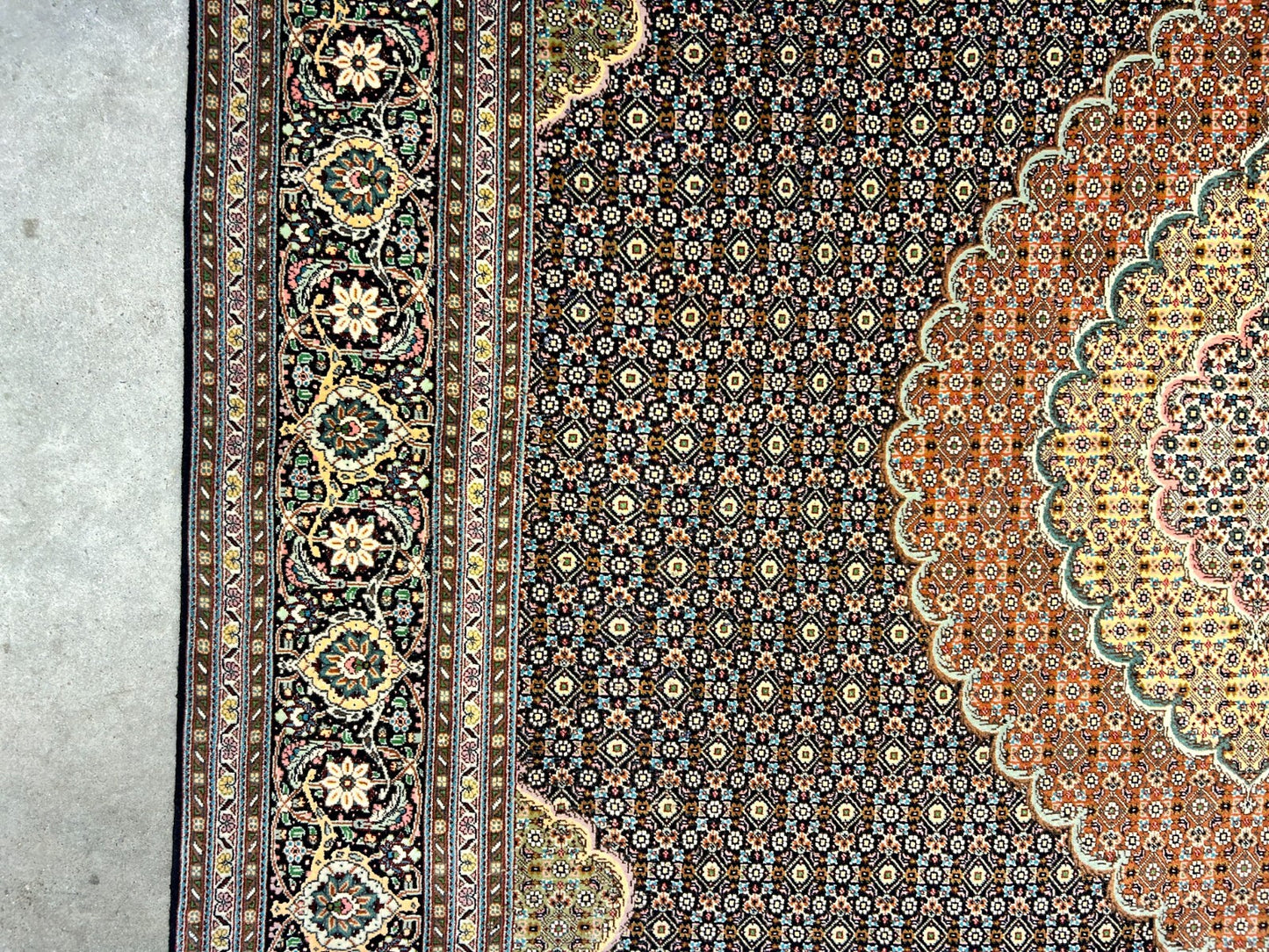 6'7"x9'9" Fine Hand-Knotted Wool & Silk Blend Tabrize Mahi Carpet - Area Rug