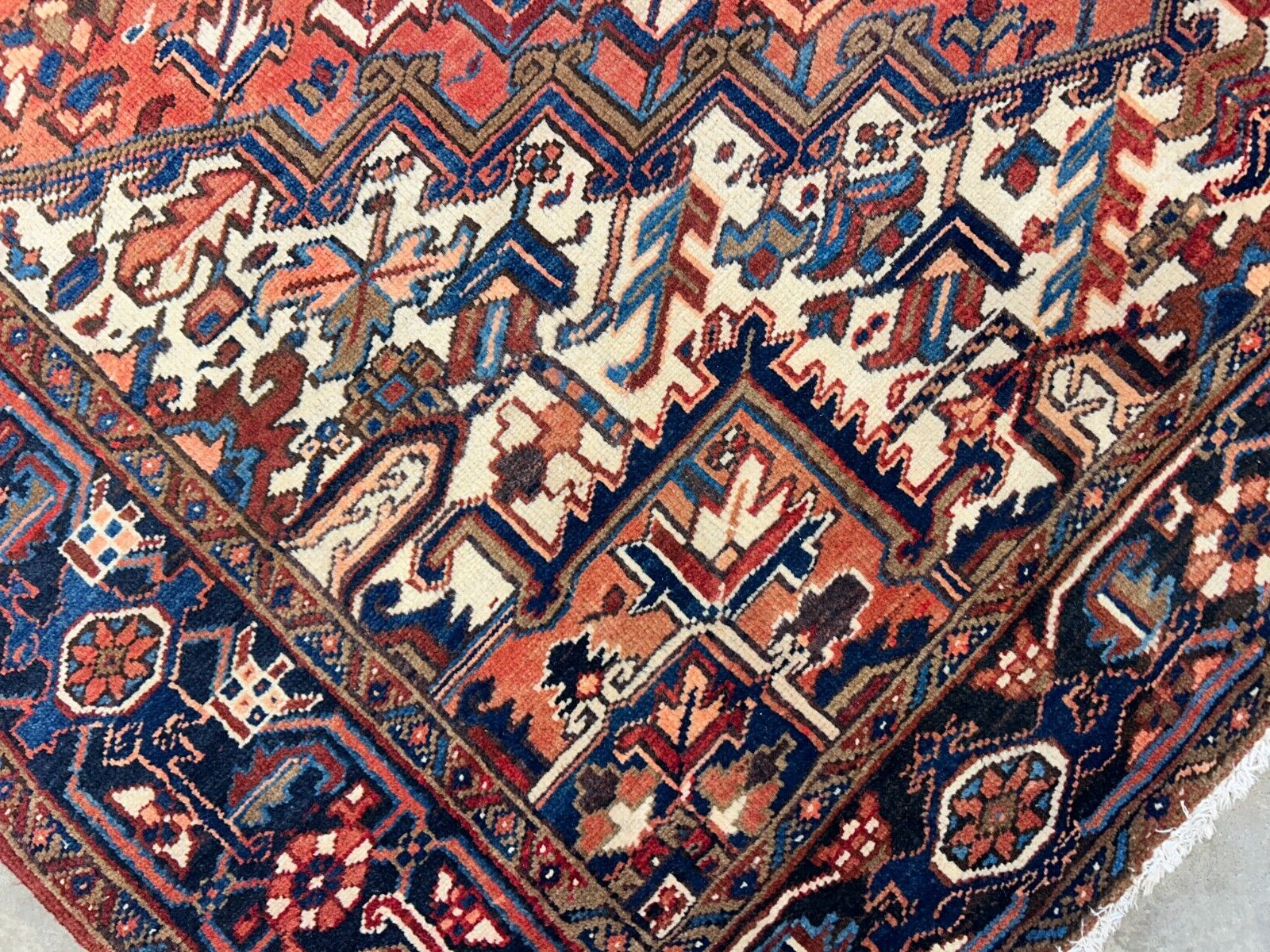 7'5"x11'1" Hand-Knotted 100% Wool Pile Herize Rug