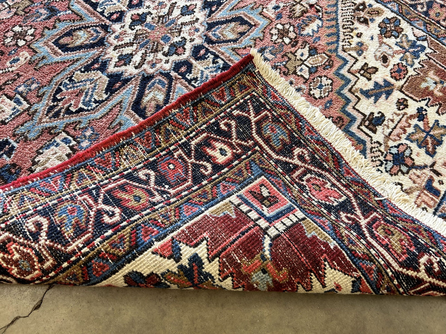 4'3"x4'10" Hand-Knotted 100% Wool Pile Persiane Herize Rug