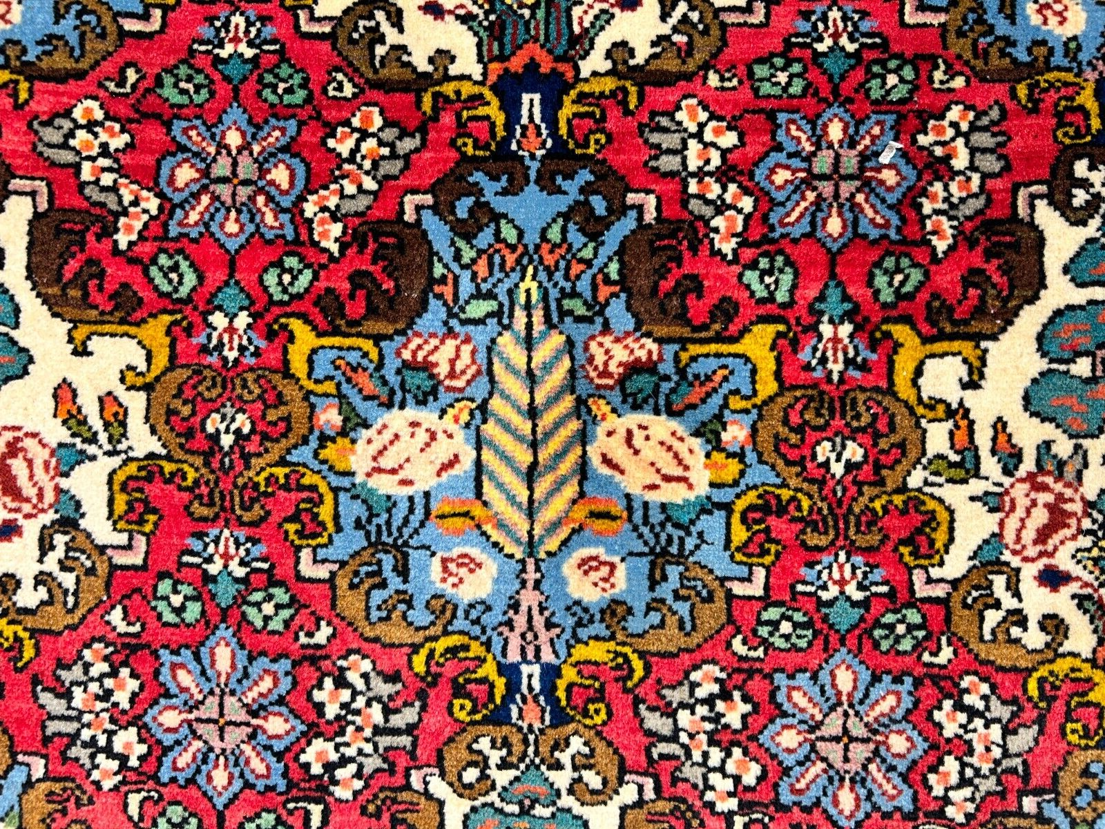 3'5"x5'2" Hand-Knotted 100% Lamb Wool Bakhtiarie Carpet - Area Rug