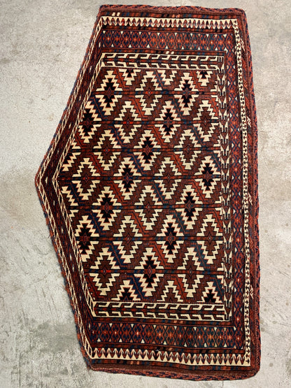 Hand-Knotted 100% Wool Pile Traditional Horse Saddle