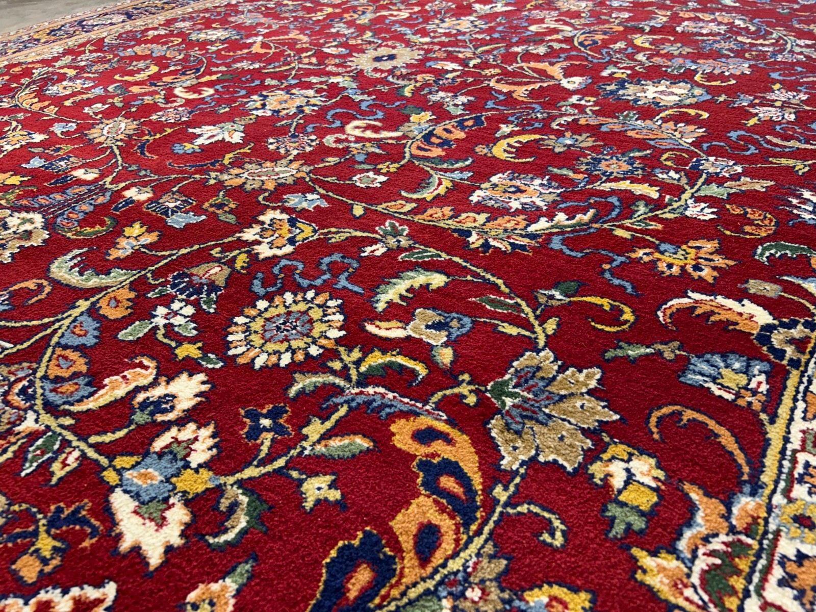 7'11"x9'7" Hand-Knotted 100% Wool Pile Qume Rug