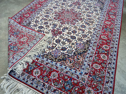 6'9"x10'1" Extra-Fine Hand-Knotted Wool & Silk Blend Isfahane Carpet - Area Rug