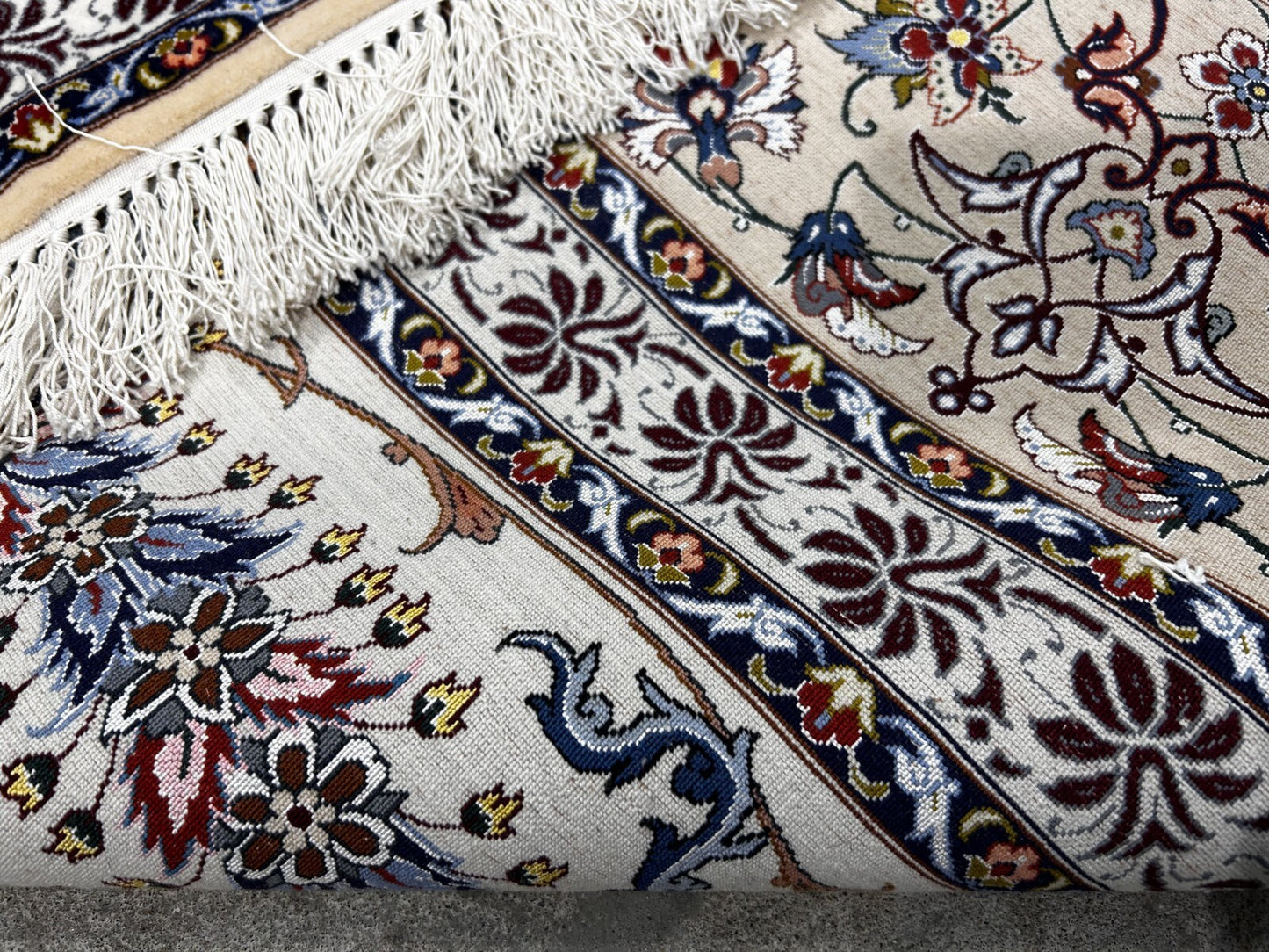 8'6"x12' Extra Fine Hand-Knotted Wool & Silk Isfahane Rug