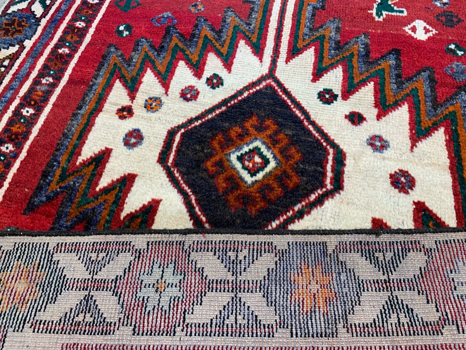 4'0" x 7'1" Hand-Knotted 100% Wool Pile Nahavande Area Rug - Carpet