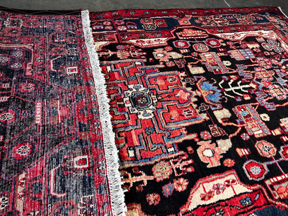 4'9" x 8'8" Hand-Knotted 100% Wool Pile Nahavande Area Rug