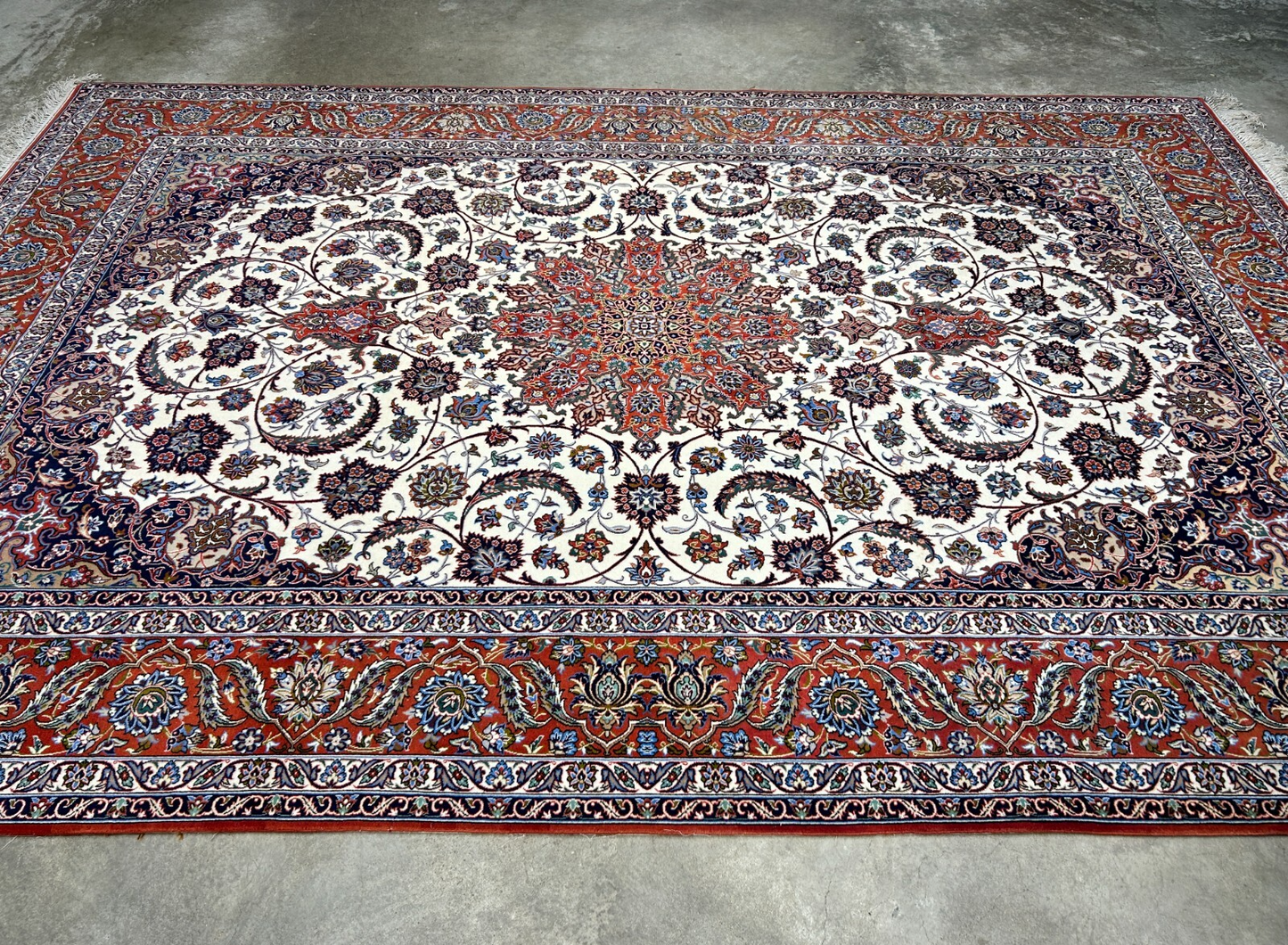 6'9"x9'10" Extra Fine Hand-Knotted Wool & Silk Isfahane Seirafian Rug