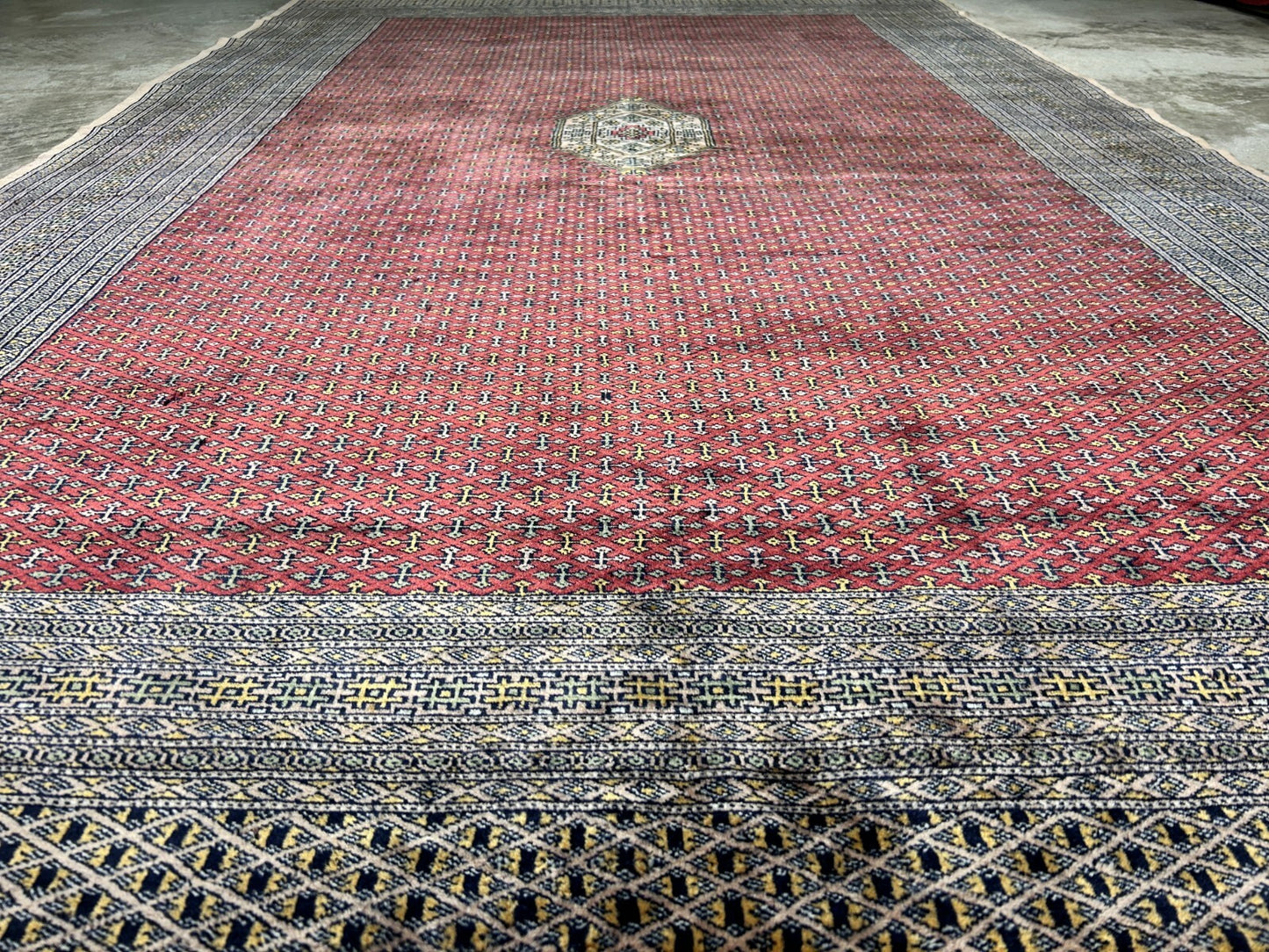 6'x9' Vintage Old Hand-Knotted Wool Oriental Rug - Area Carpet