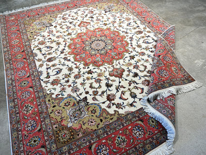 6'9"x8'1" Fine Hand-Knotted Wool & Silk Blend Tabrize Carpet - Area Rug