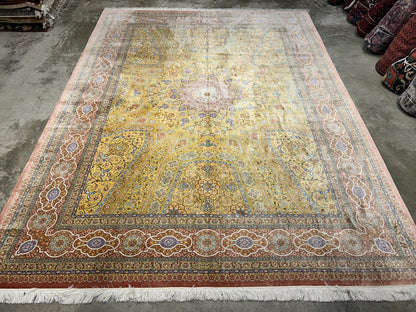 9'8"x12'11" Exquisite Signed Hand-Knotted 100% Silk Qume Rug