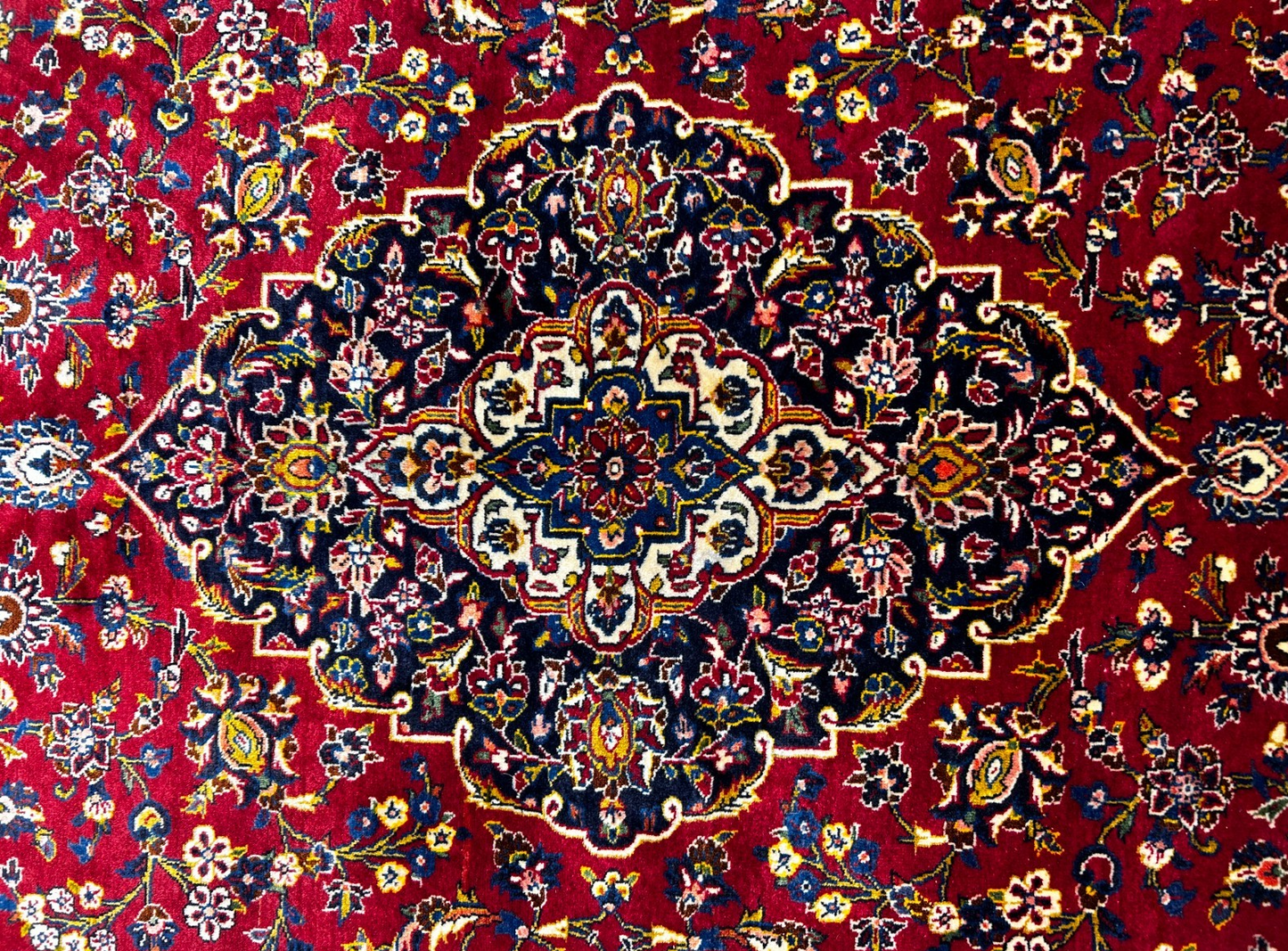 8'4"x12' Hand-Knotted 100% Wool Pile Kashane Area Rug - Signed