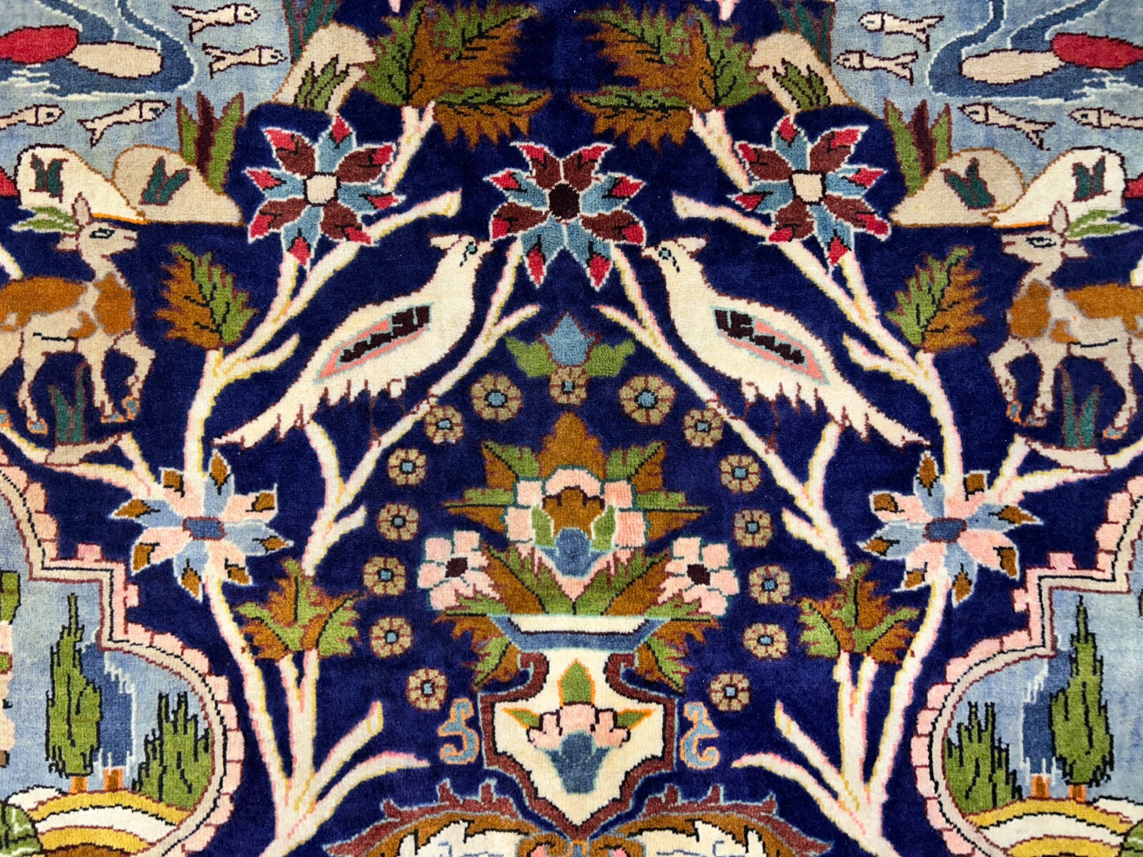 8'4"x11'10" Hand-Knotted 100% Wool Pile Pictorial Kolyayie Rug