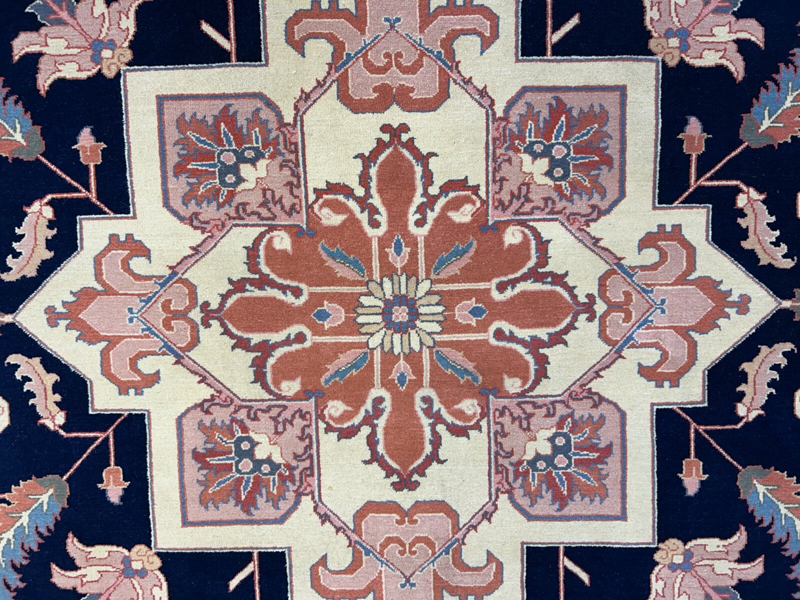 8'10"x11'11" Hand-Knotted 100% Wool Pile IndoHeriz Rug