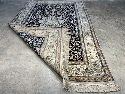Collector Item - Very Fine 4'2"x6'3" Antique Hand-Knotted 100% Wool Naine Rug
