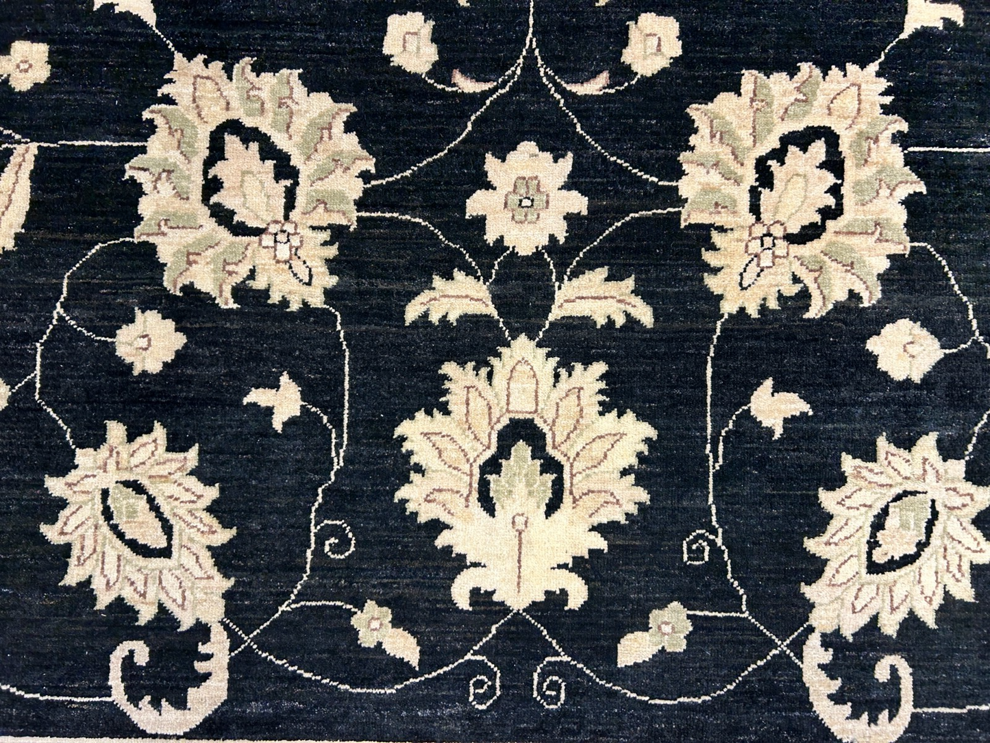 9'x12' Hand-Knotted 100% Wool Pile Oriental Rug