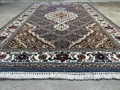 3'1"x4'10" Hand-Knotted Wool & Silk Pile Tabrize Mahi Rug