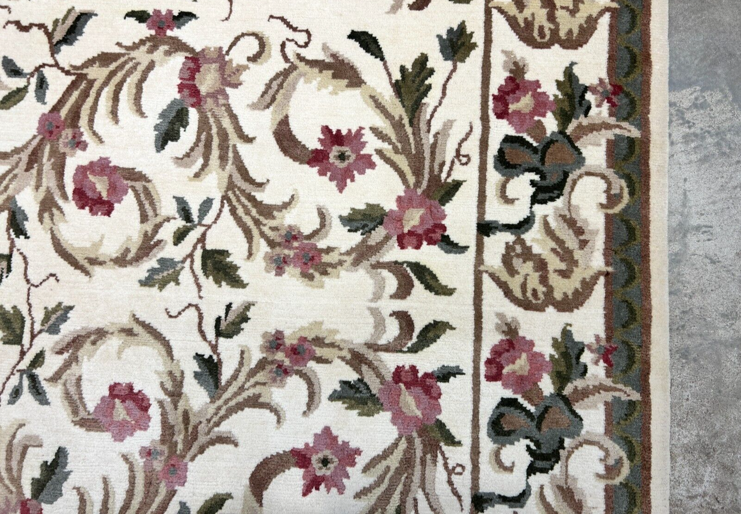 6'x9' Hand-Knotted 100% Wool Pile Art Deco Carpet - Area Rug