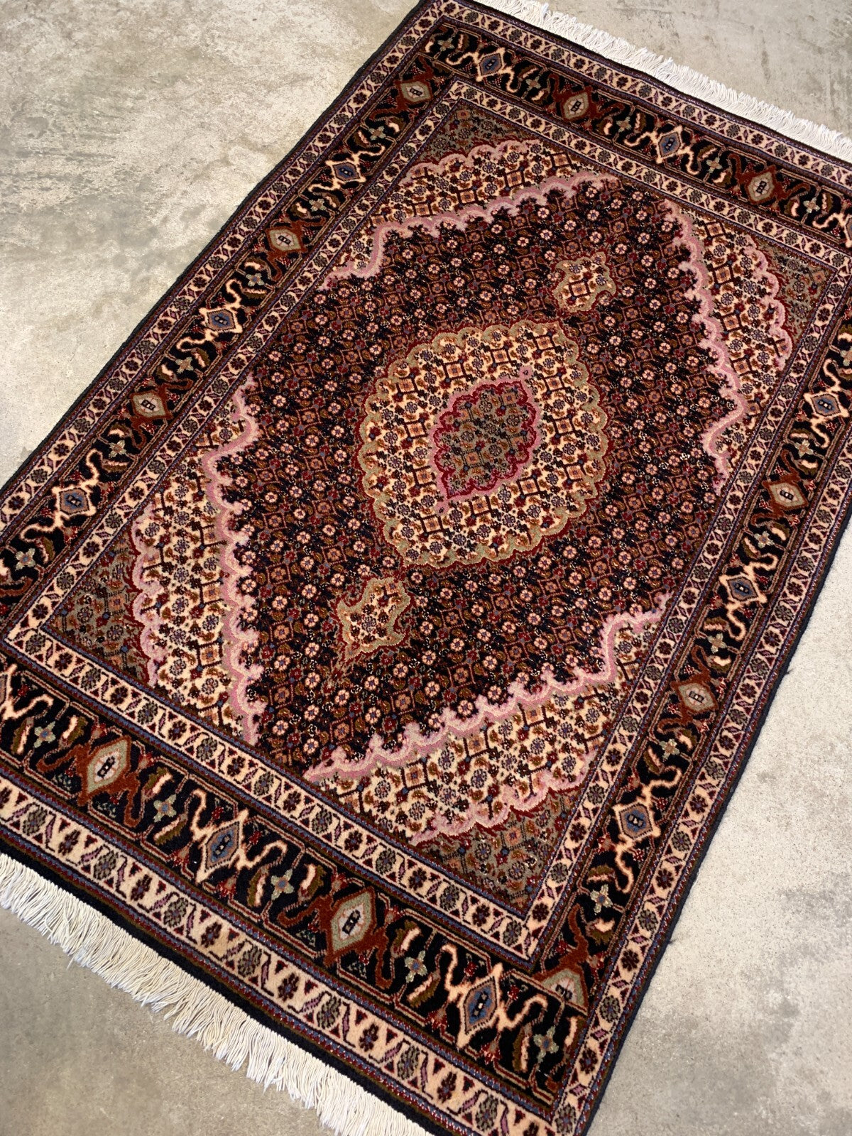 3'3"x5'1'' Hand-Knotted Silk & Wool Tabrize Area Rug - Area Carpet