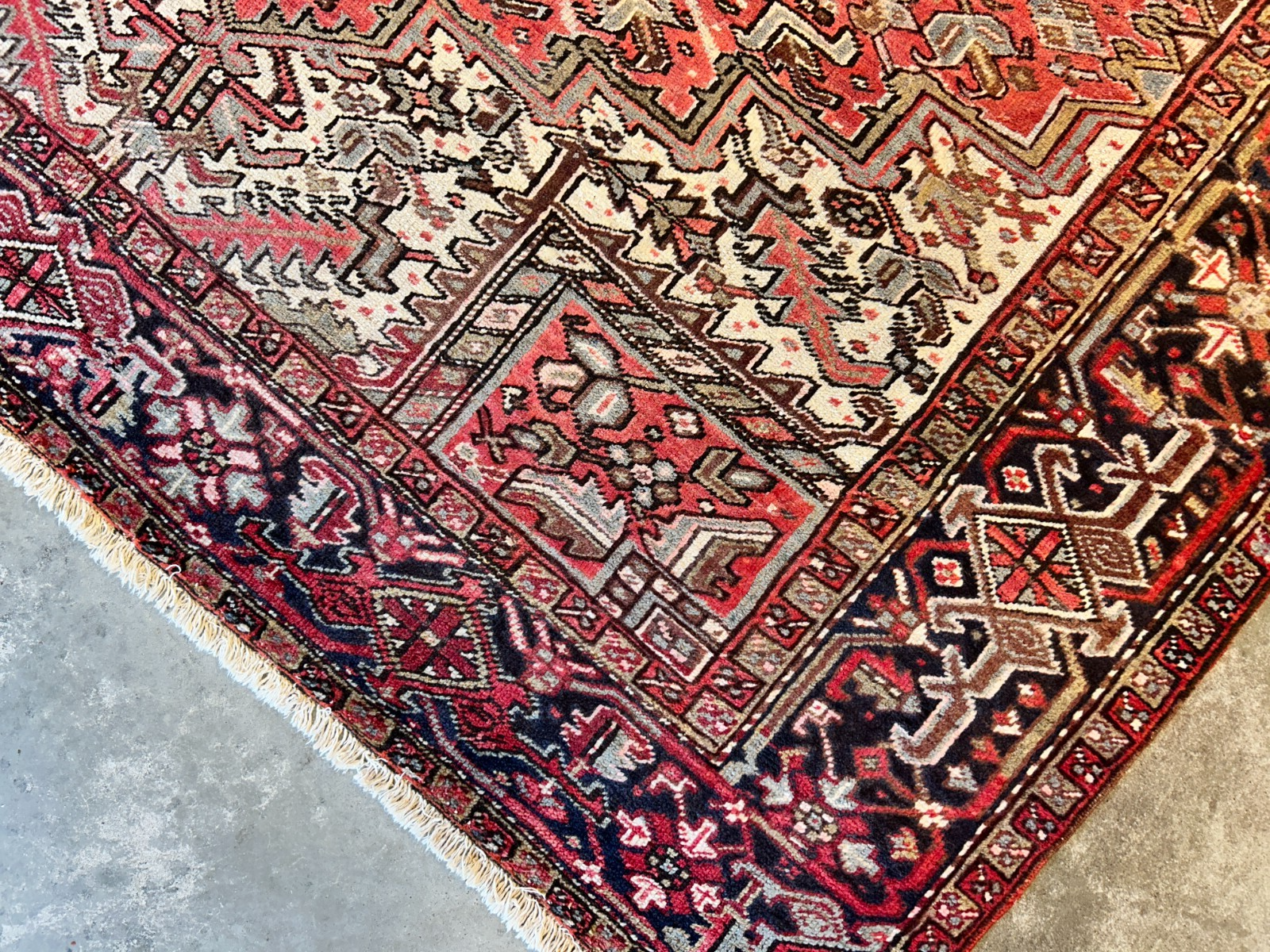 8'10"x11'8" Hand-Knotted 100% Wool Pile Herize Rug