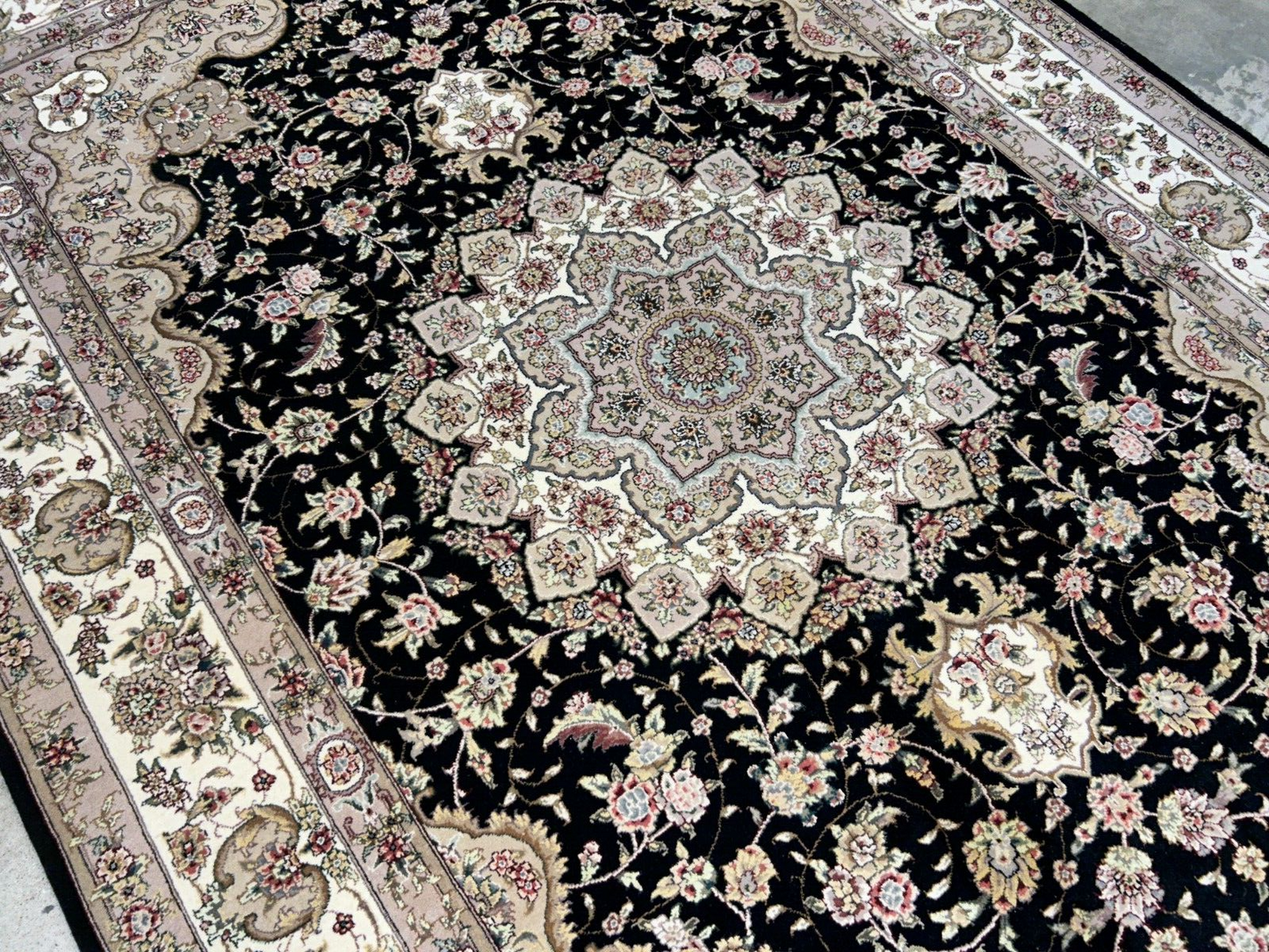 6'x9' Hand-Knotted 100% Wool Pile SinoPersian Carpet - Area Rug