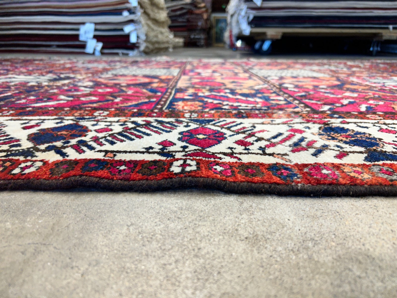 7'1"x10'1" Hand-Knotted 100% Lamb Wool Bakhtiarie Carpet - Area Rug
