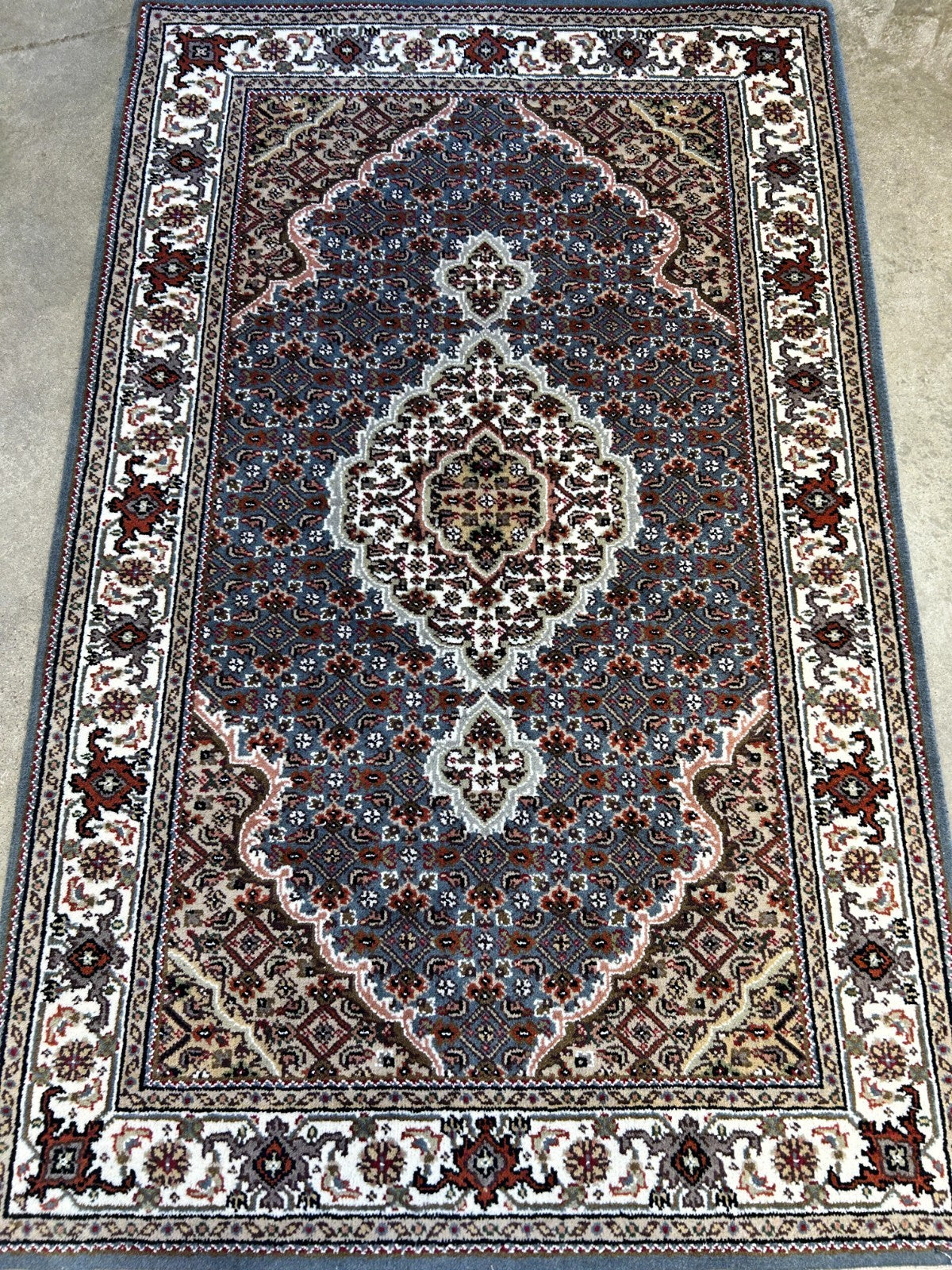 3'1"x4'10" Hand-Knotted Wool & Silk Pile Tabrize Mahi Rug