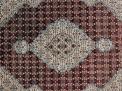 5'8"x7'8" Hand-Knotted 100% Wool Pile Tabrize Design Carpet - Area Rug