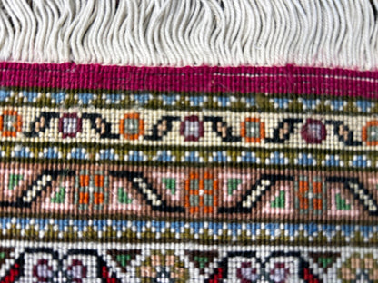 8'2"x11'6" Fine Hand-Knotted Wool & Silk Oriental Rug - Area Carpet