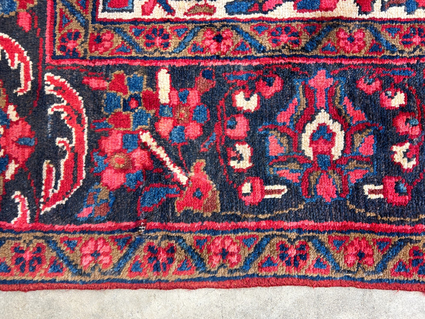 8'2"x11'6" Hand-Knotted 100% Wool Pile Herize Rug