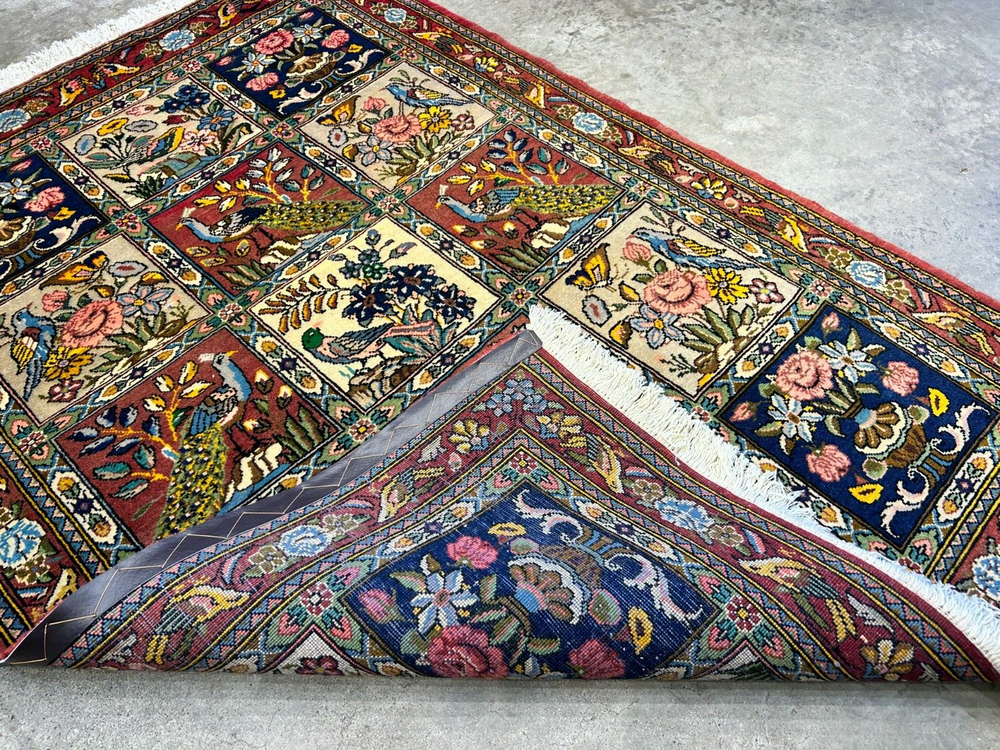 3'5"x5'2" Hand-Knotted 100% Lamb Wool Bakhtiarie Carpet - Area Rug