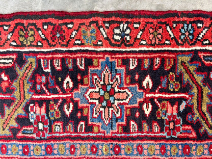 7'10"x11'4" Hand-Knotted 100% Wool Pile Herize Rug