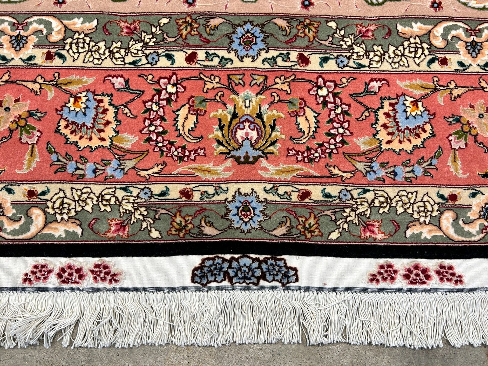 6'9"x10'5" Very Fine Hand-Knotted Wool & Silk Blend Tabrize Carpet - Area Rug