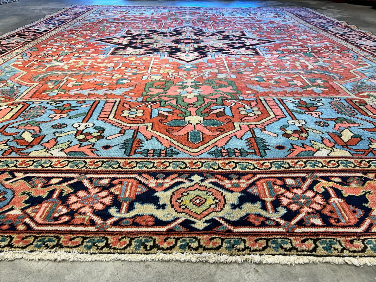 Collector Item - 9'6"x12' Antique Fine Lamb Wool Herize Serapy Hand-Knotted Rug